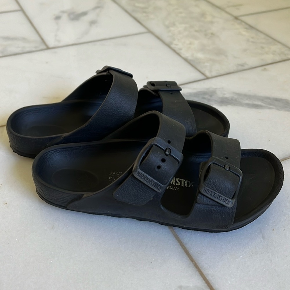 Birkenstocks, kids black, size 29